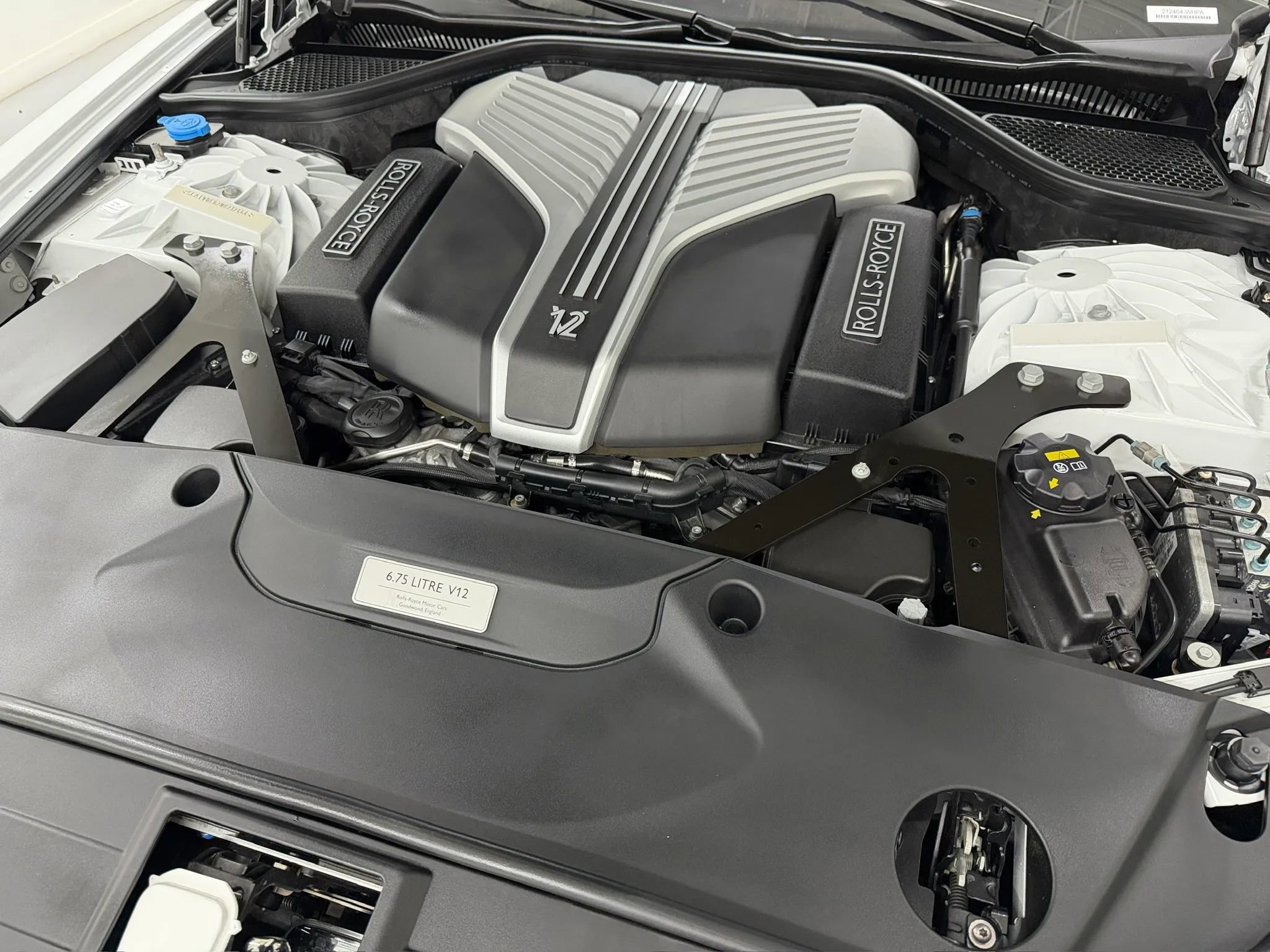 Used 2022 Rolls-Royce Ghost AWD/4WD image 57