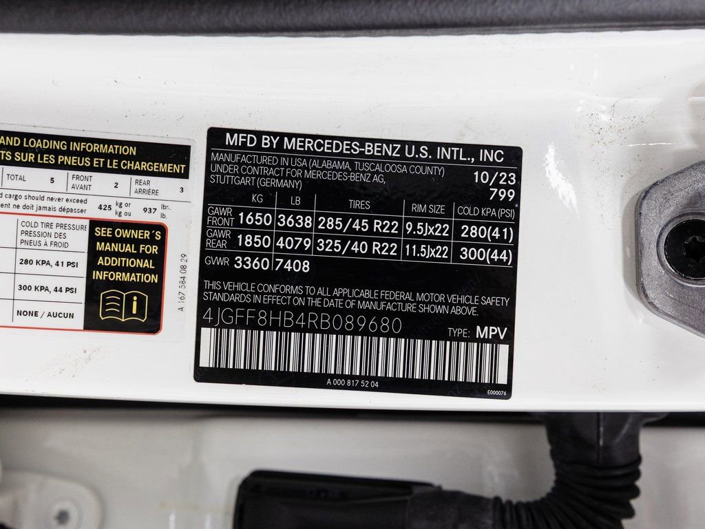 Used 2024 Mercedes-Benz Maybach GLS 600 4MATIC image 41