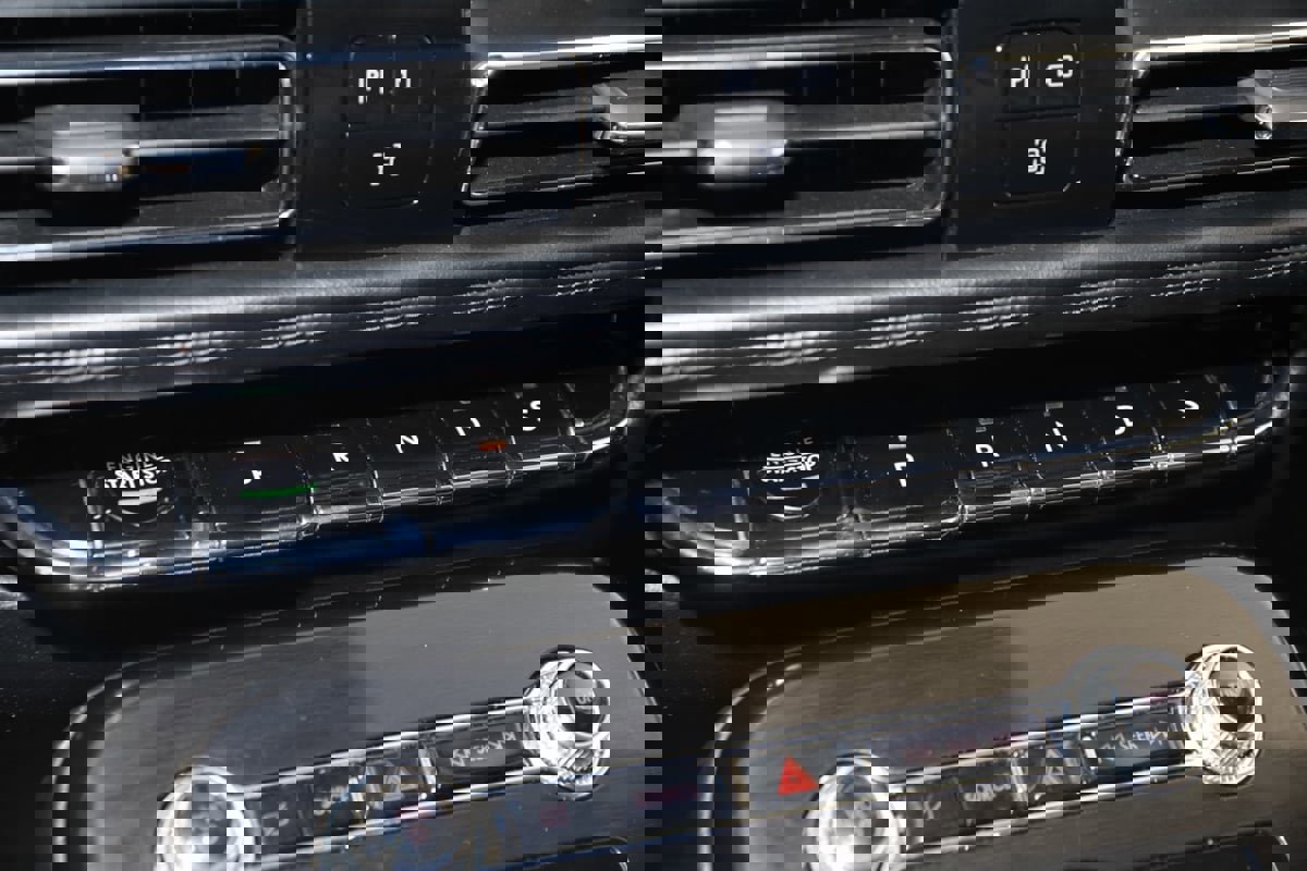 Used 2021 Lincoln Nautilus FWD w/ Equipment Group 101A image 7