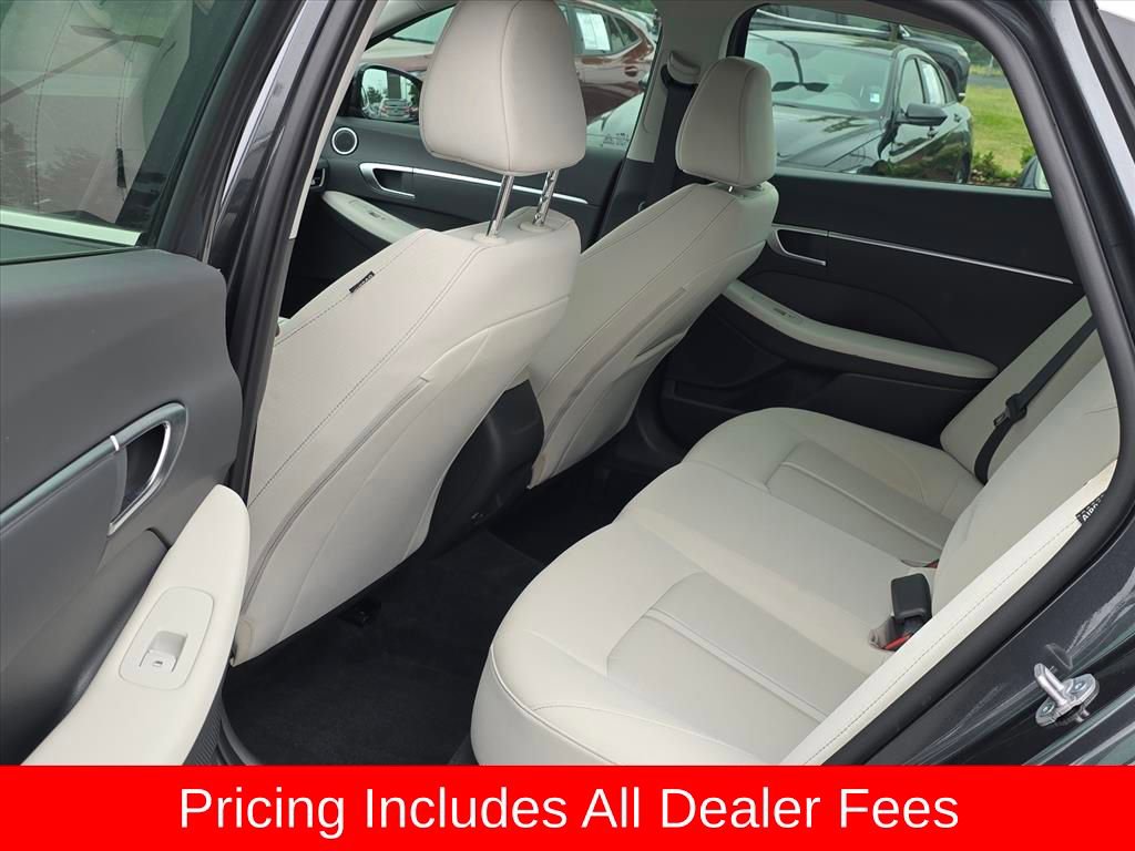 Used 2026 Hyundai Sonata SEL FWD image 13