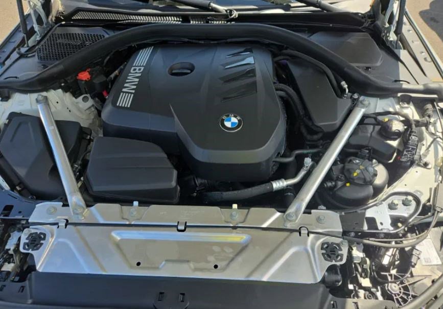 Used 2026 BMW 430i Coupe w/ M Sport Package image 15