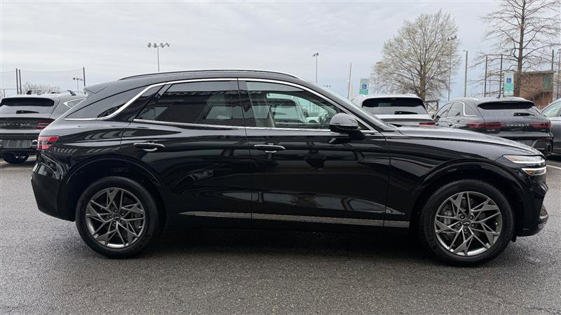 Used 2024 Genesis GV70 2.5T w/ Advanced Package image 6