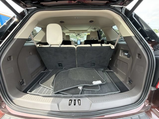 Certified 2020 Ford Explorer Platinum w/ Premium Technology Package AWD/4WD image 30
