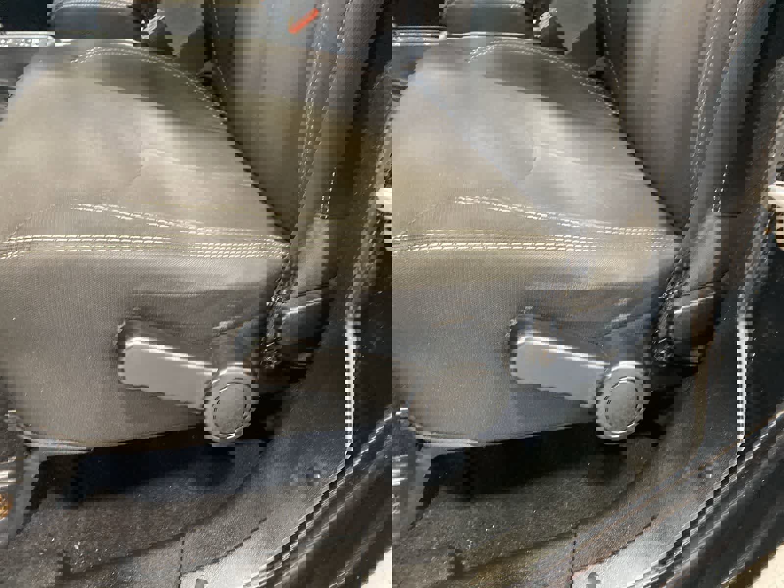 Used 2016 Jeep Wrangler Unlimited Rubicon w/ Dual Top Group image 16