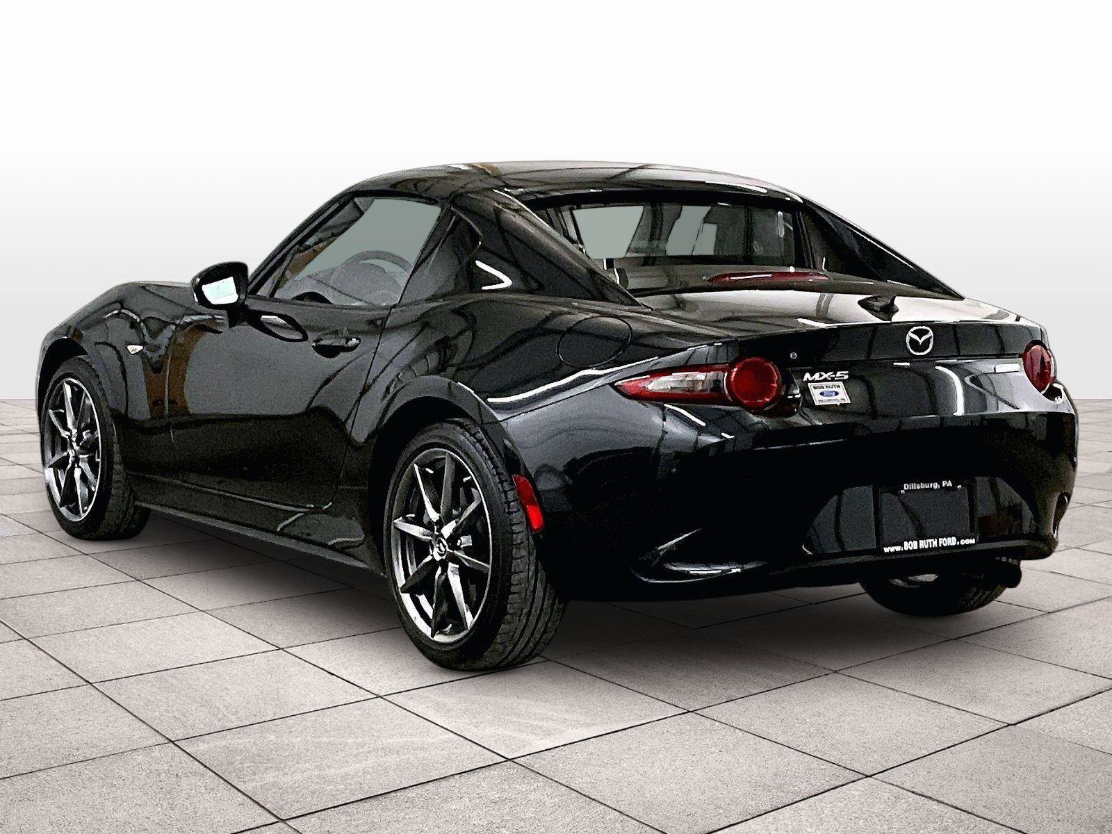 Used 2018 MAZDA MX-5 Miata RF Grand Touring image 10