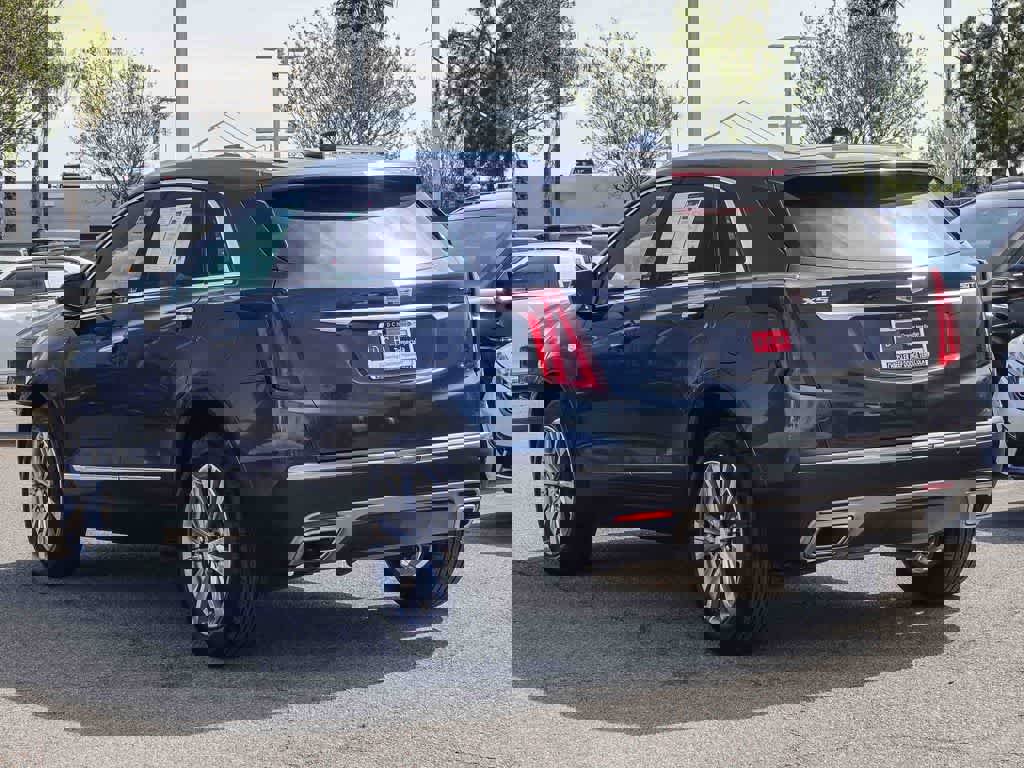 Used 2023 Cadillac XT5 Premium Luxury w/ Technology Package image 6