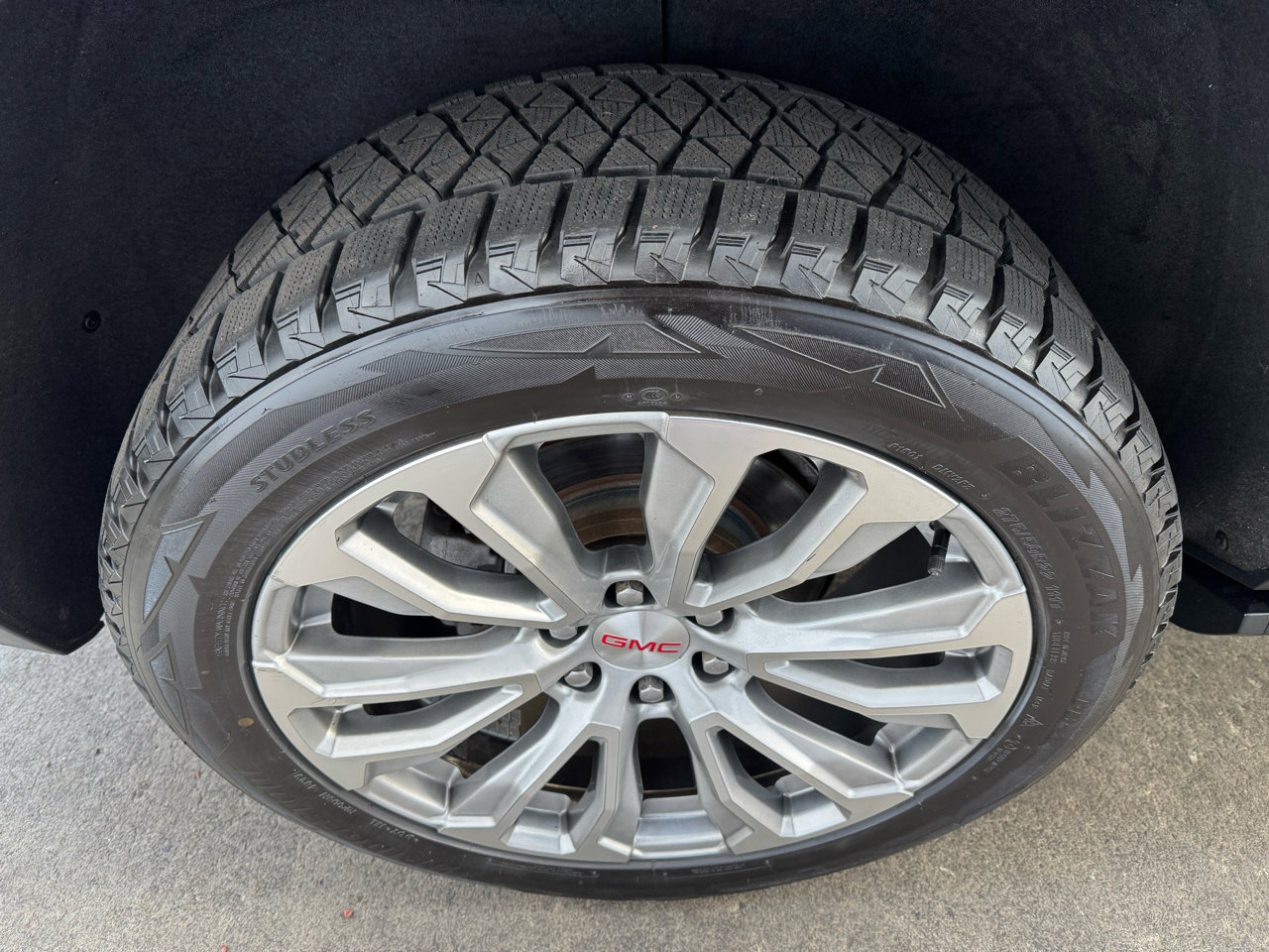 Used 2021 GMC Yukon Denali w/ Denali Ultimate Package image 30