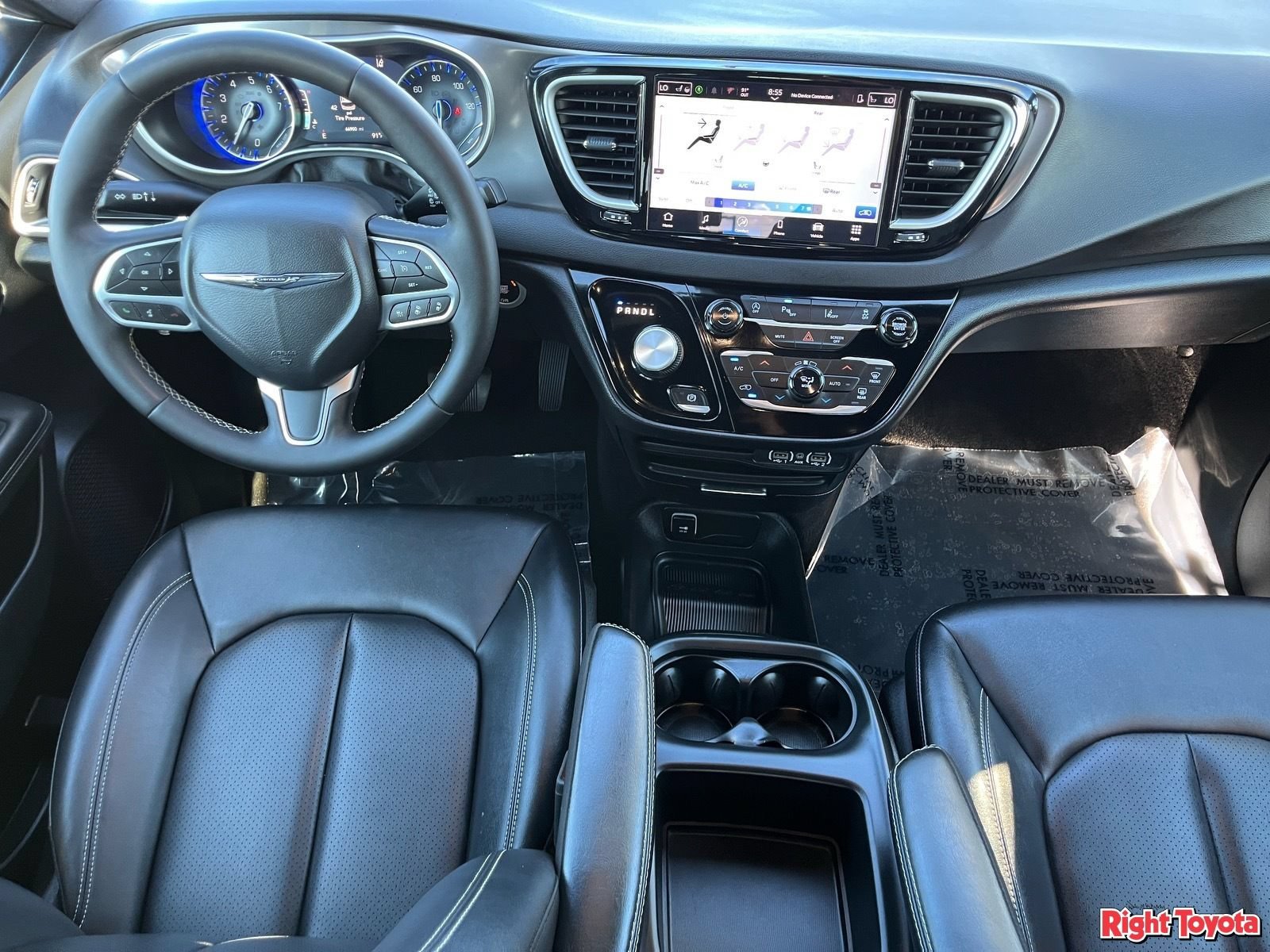 Used 2025 Chrysler Pacifica Select FWD image 15
