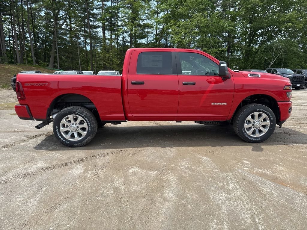 New 2026 RAM 2500 Big Horn AWD/4WD image 6