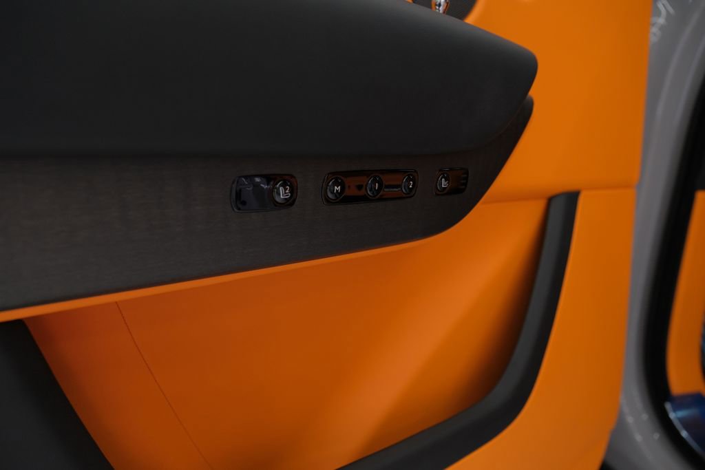 Used 2026 Rolls-Royce Cullinan AWD/4WD image 61