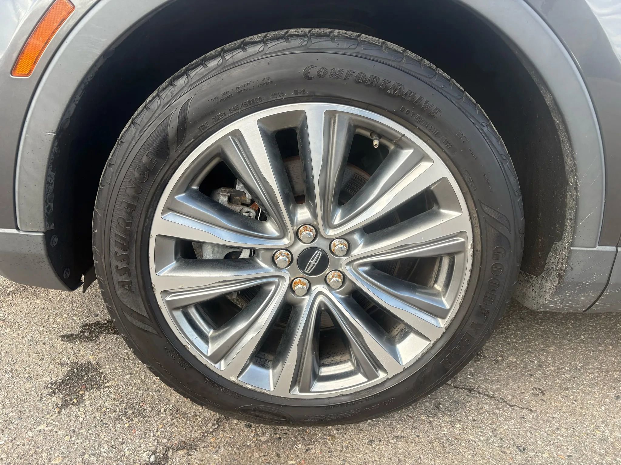 Used 2018 Lincoln MKX Reserve image 39