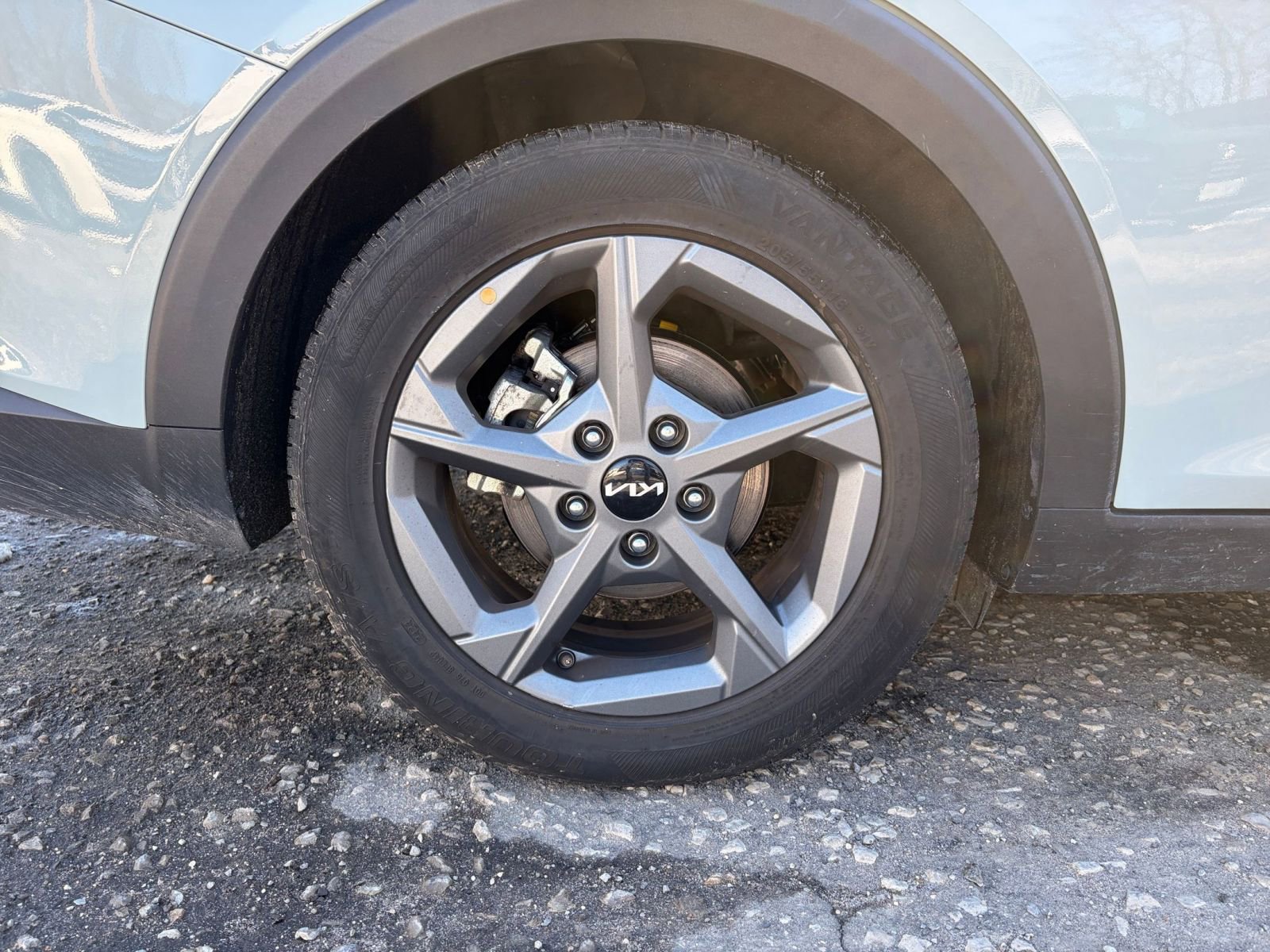 Used 2025 Kia K4 FWD image 29