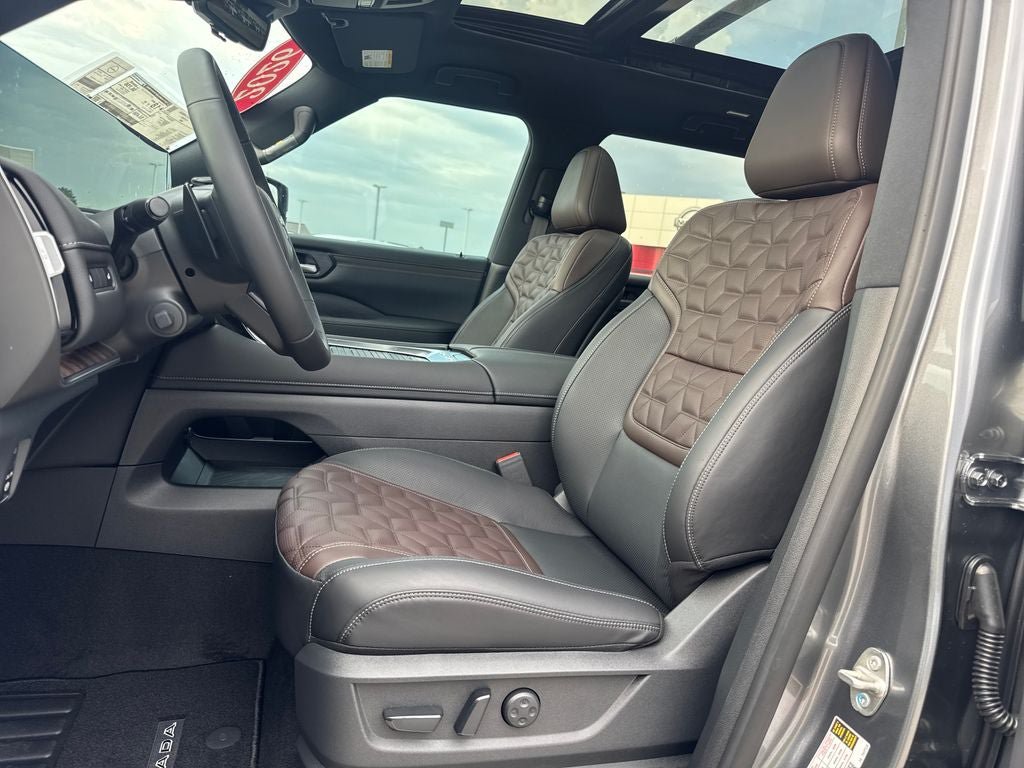 New 2026 Nissan Armada Platinum RWD image 17