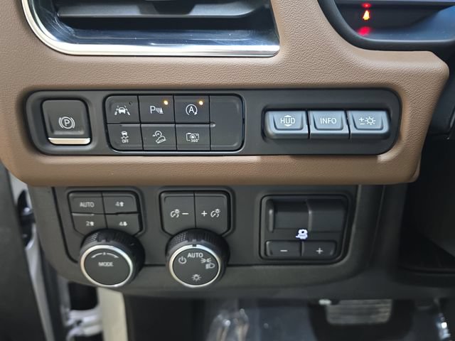 Used 2023 Chevrolet Tahoe High Country w/ Max Trailering Package AWD/4WD image 28