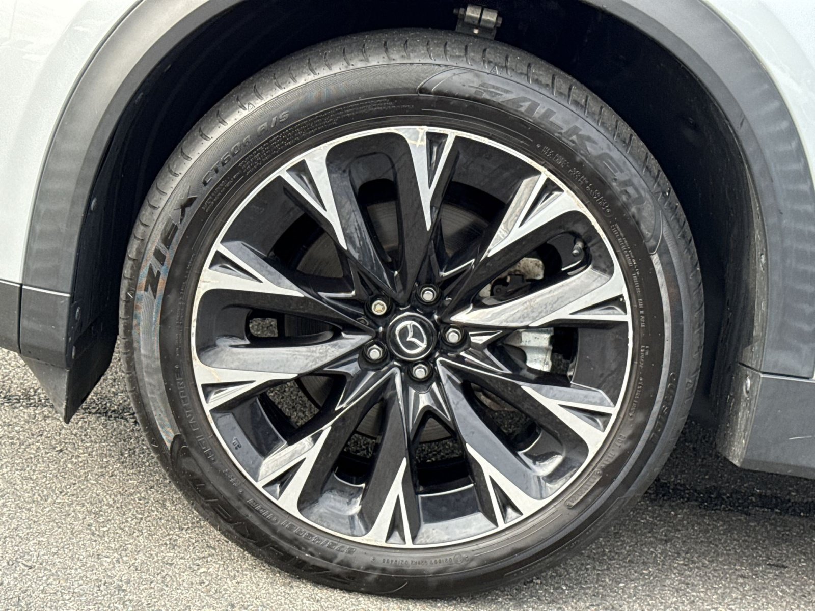 Used 2024 MAZDA CX-90 Plug-In Hybrid w/ Premium Plus AWD/4WD image 12