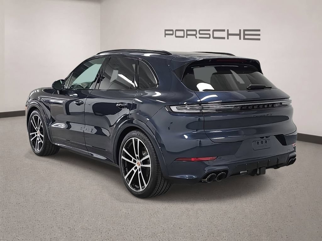 New 2026 Porsche Cayenne GTS AWD/4WD image 3