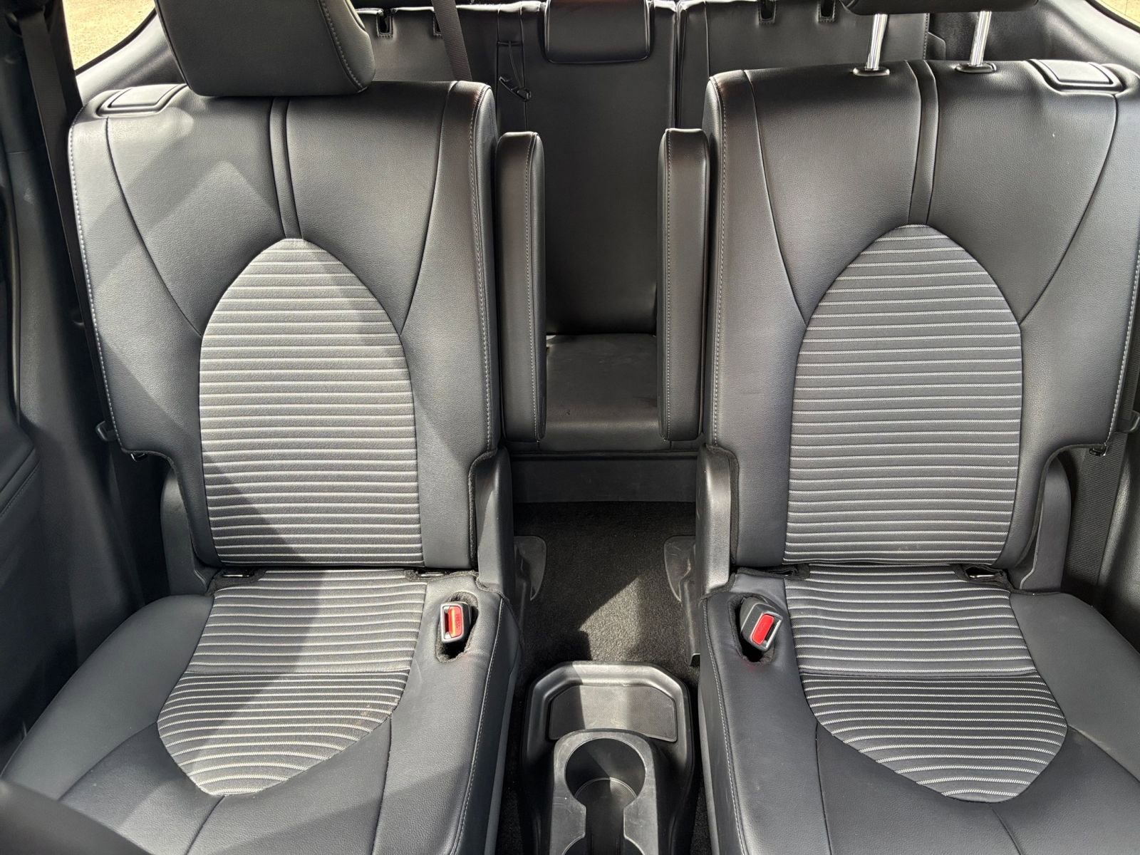 Used 2025 Toyota Highlander XSE image 41