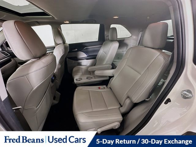 Used 2019 Toyota Highlander Limited image 27