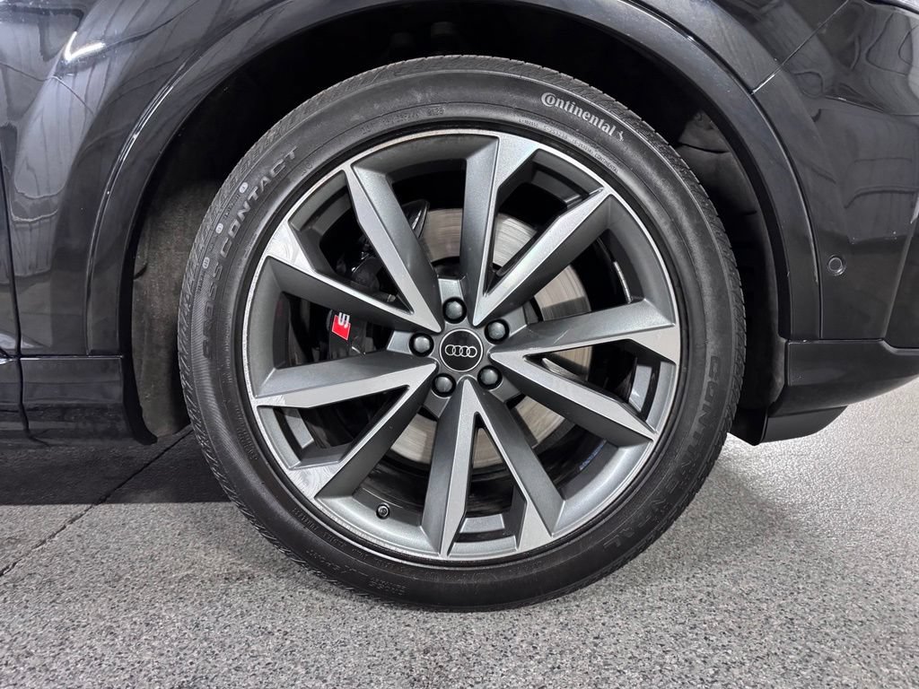 Used 2024 Audi SQ7 Premium Plus AWD/4WD image 7