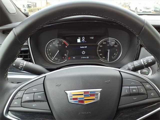 Certified 2025 Cadillac XT5 Premium Luxury image 15