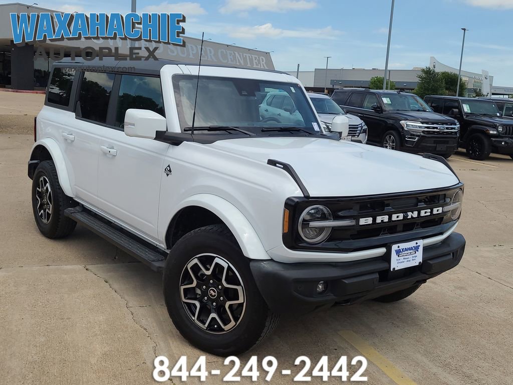 Used 2023 Ford Bronco Outer Banks AWD/4WD image 1