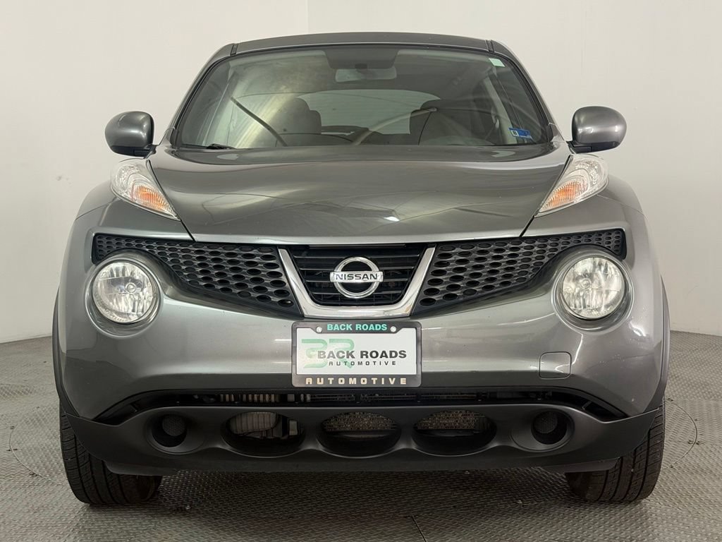 Used 2013 Nissan Juke SV AWD/4WD image 2