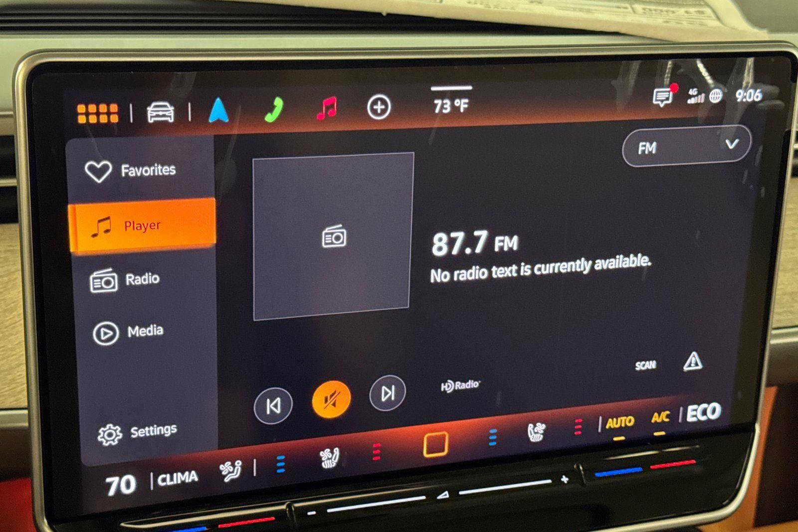 New 2025 Volkswagen ID. Buzz 1st Edition image 18