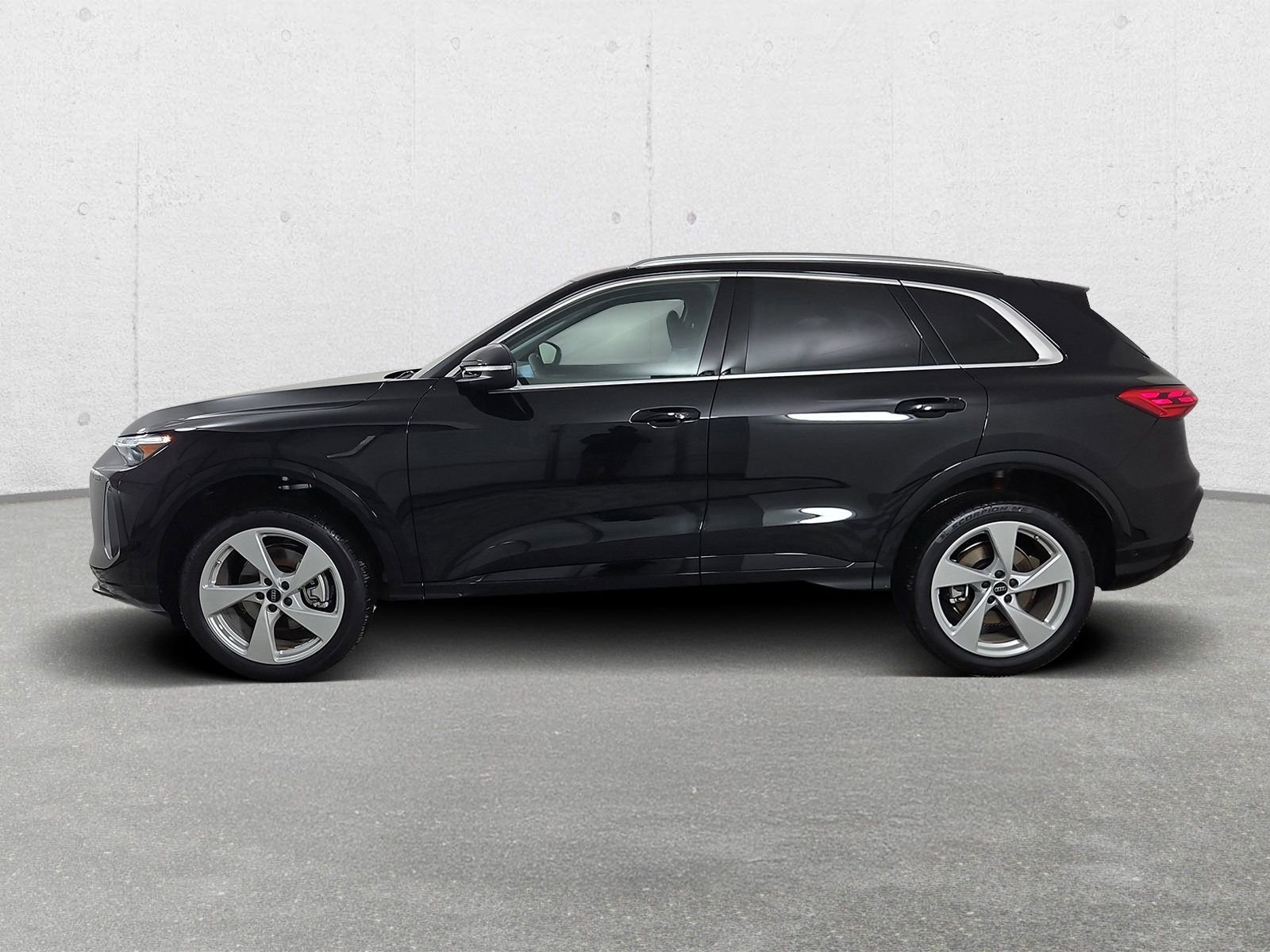 New 2026 Audi Q5 Premium Plus AWD/4WD image 4