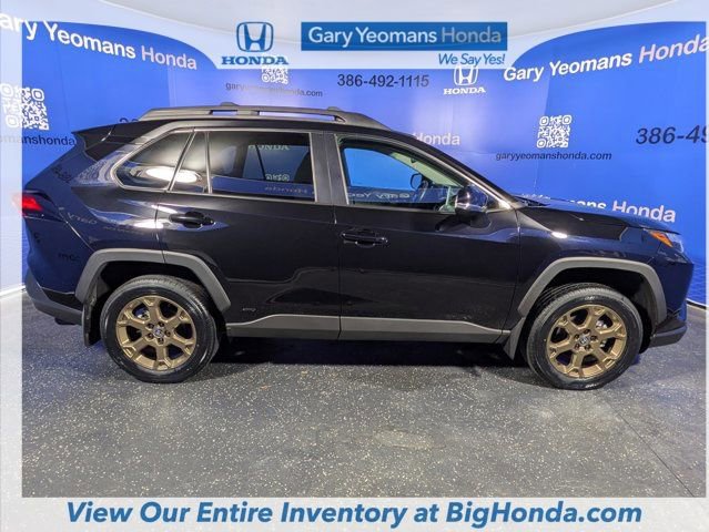 Used 2024 Toyota RAV4 AWD Hybrid image 5