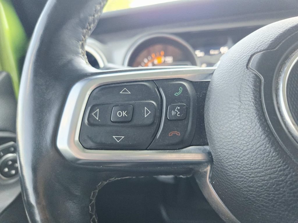 Used 2018 Jeep Wrangler Unlimited Sahara w/ Safety Group AWD/4WD image 26