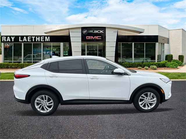 Used 2025 Buick Envista Preferred w/ Convenience I Package image 6