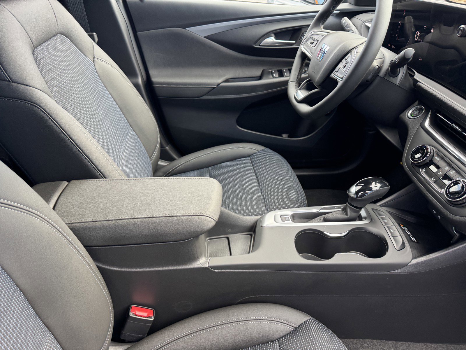 New 2026 Buick Envista Preferred w/ Convenience I Package image 8