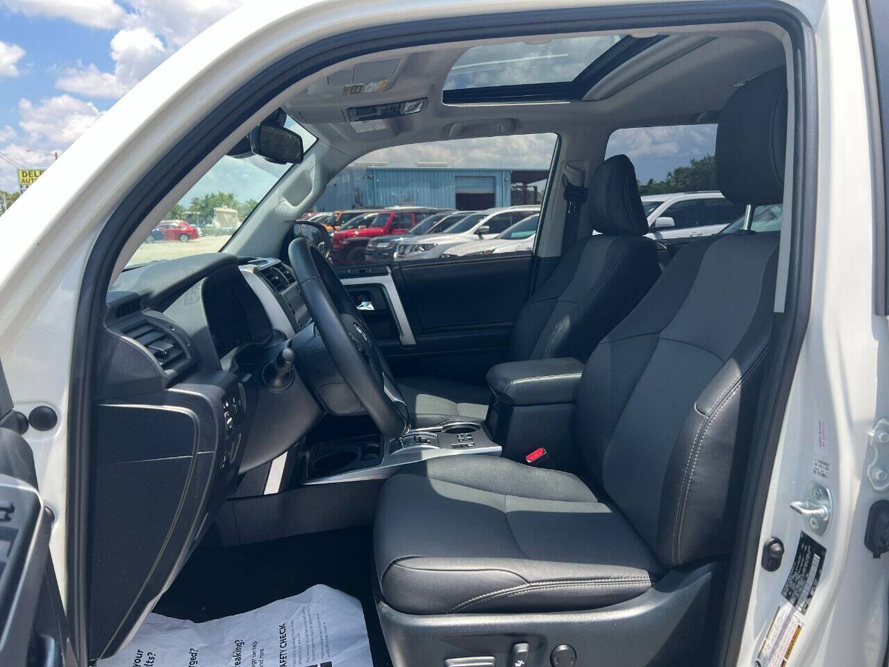 Used 2022 Toyota 4Runner SR5 Premium w/ Moonroof Package RWD image 20