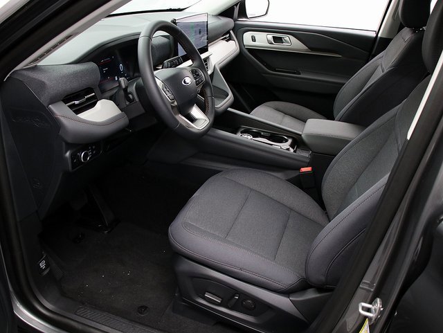 New 2026 Ford Explorer Active image 10