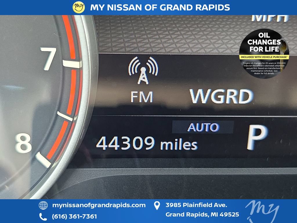 Used 2023 Nissan Rogue SL AWD/4WD image 19