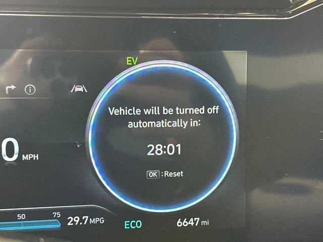 Certified 2025 Hyundai Elantra SEL image 49