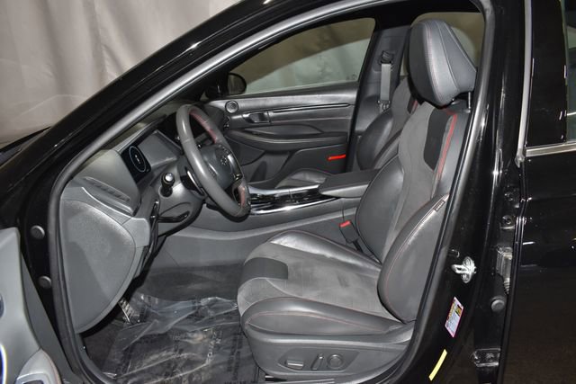 Used 2022 Hyundai Sonata N Line image 12