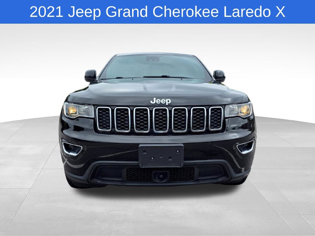 Used 2021 Jeep Grand Cherokee Laredo X AWD/4WD image 9
