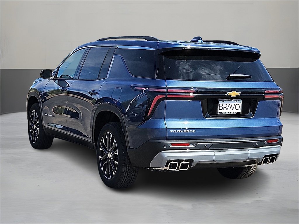 New 2026 Chevrolet Traverse LT w/ Sun and Wheel Package image 3