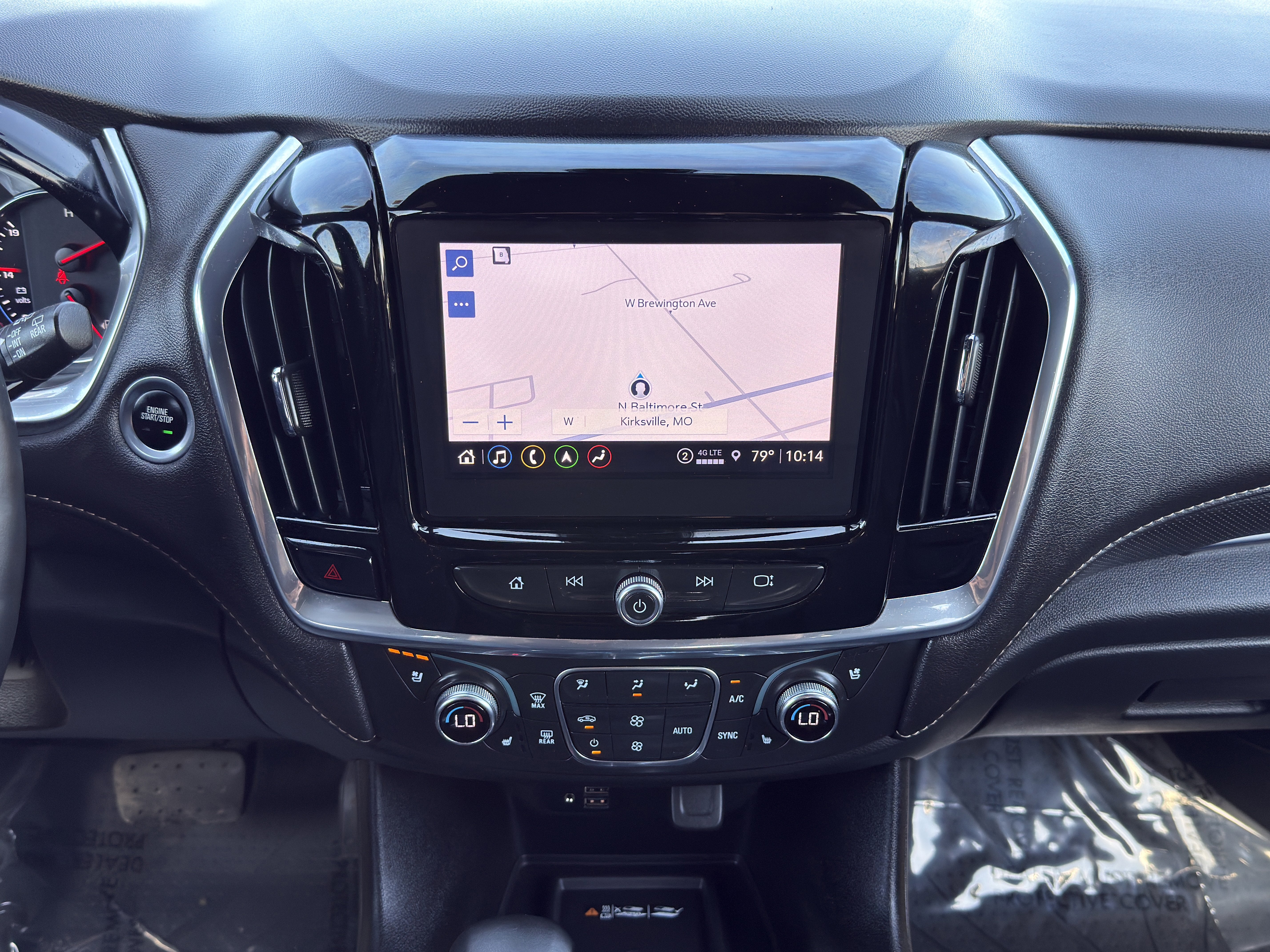 Used 2023 Chevrolet Traverse Premier w/ Redline Edition AWD/4WD image 35