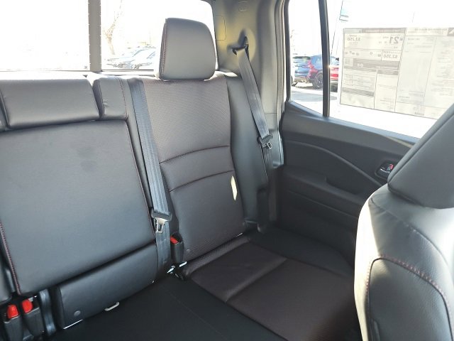 New 2026 Honda Ridgeline Black Edition image 16