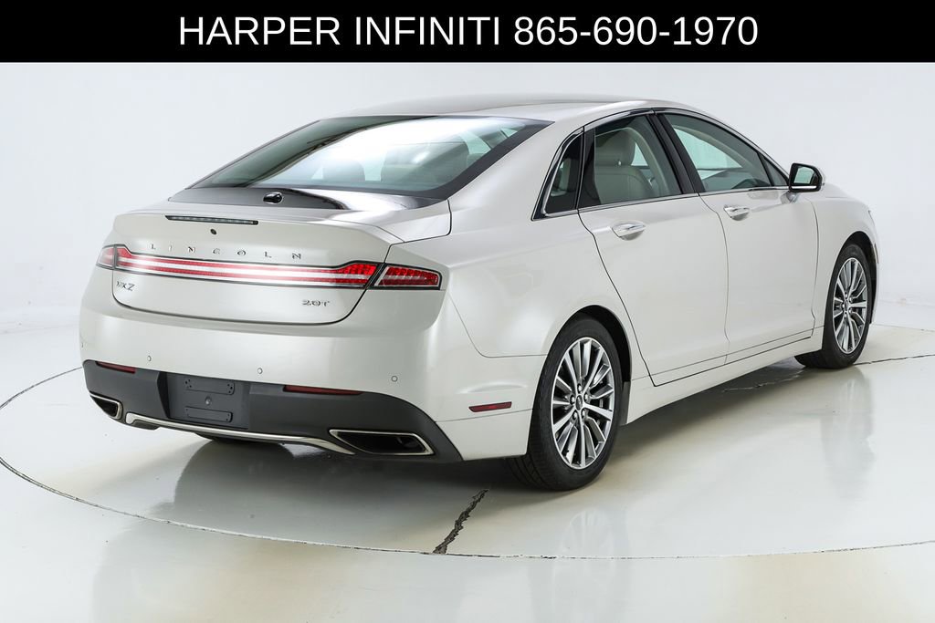 Used 2020 Lincoln MKZ FWD image 10