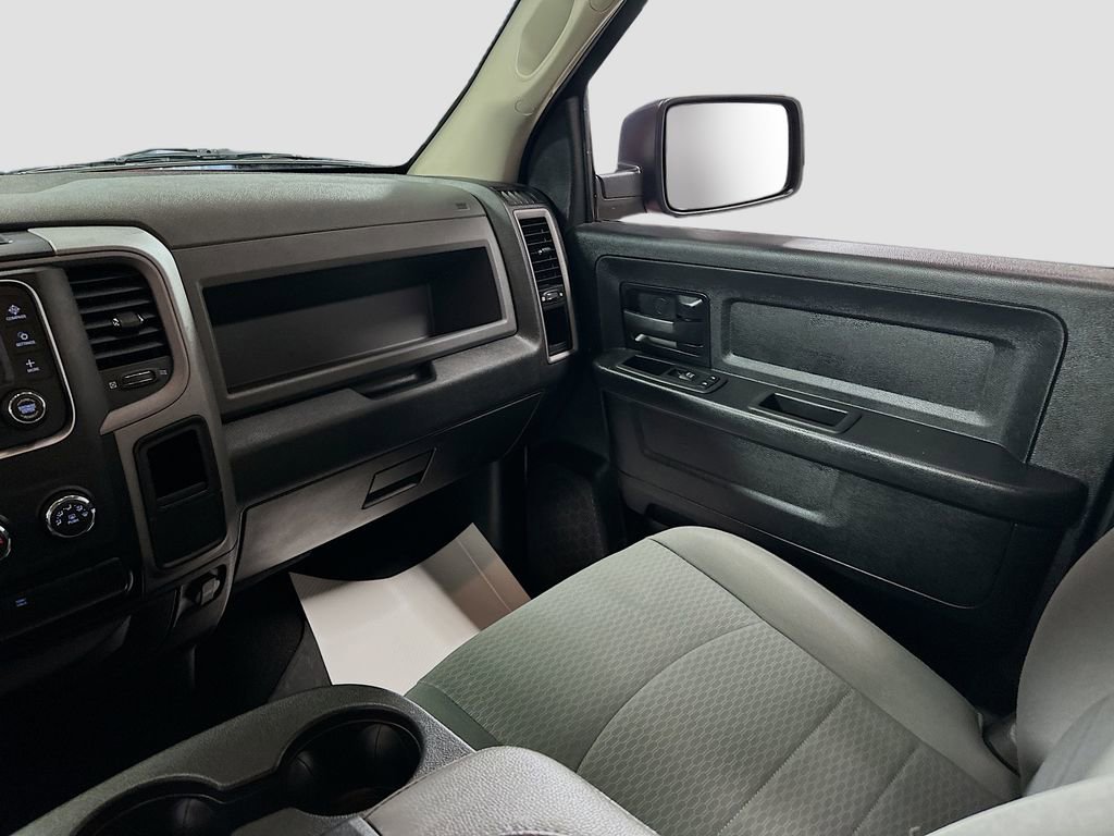 Used 2018 RAM 1500 Express w/ Express Value Package AWD/4WD image 22