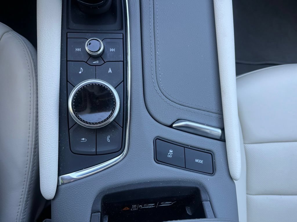 Used 2024 Cadillac XT5 Premium Luxury w/ Technology Package FWD image 40