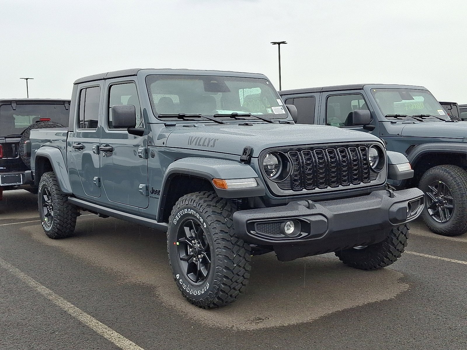 New 2026 Jeep Gladiator Sport