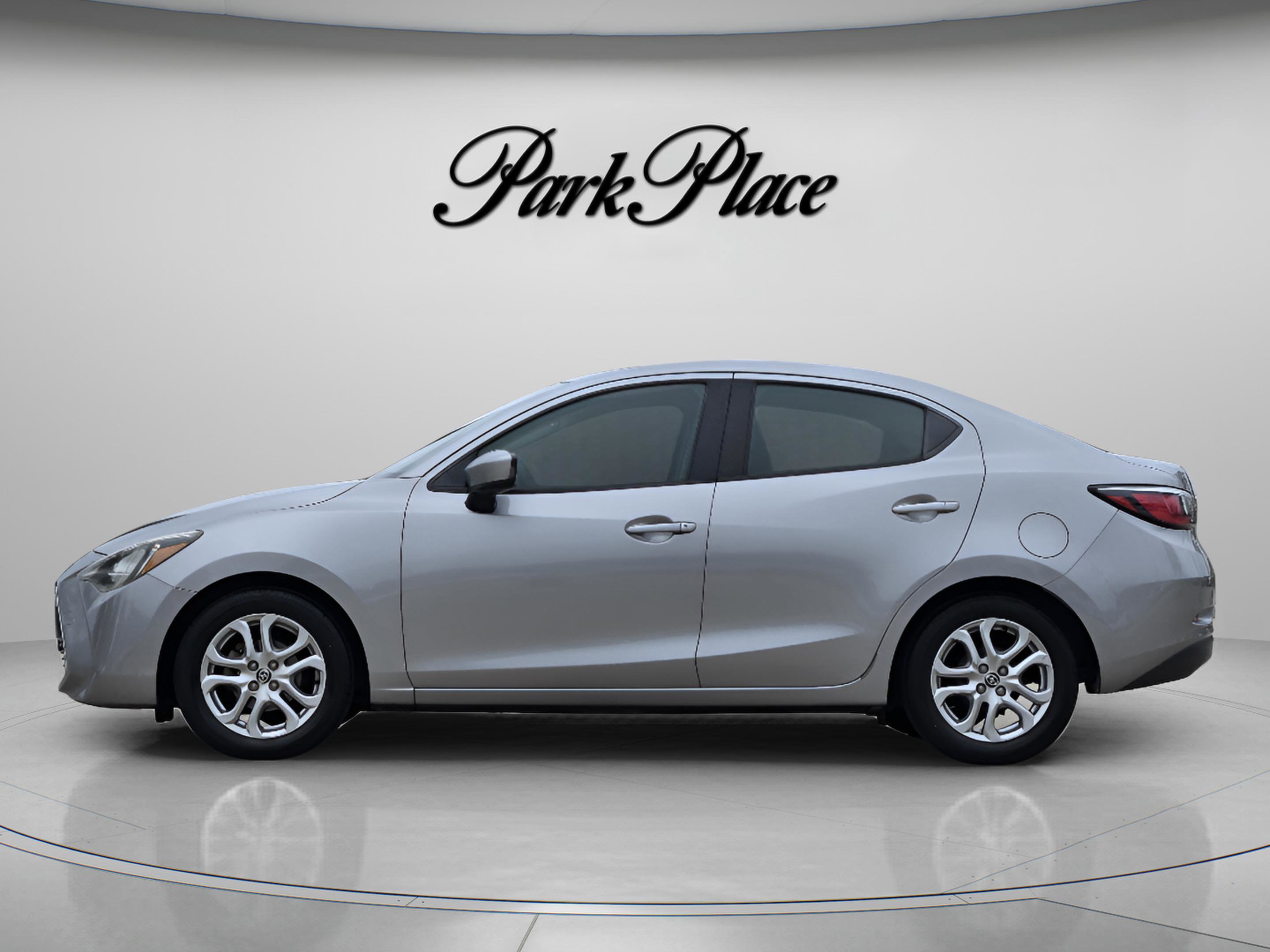 Used 2016 Scion iA image 2