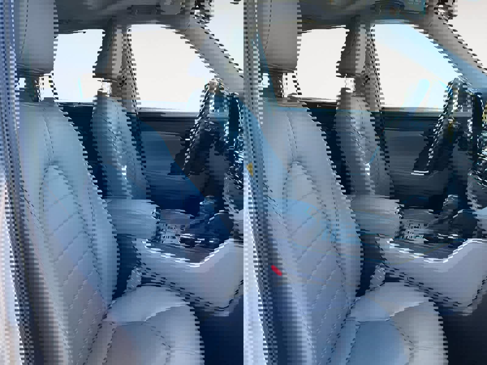 Used 2022 Toyota Highlander XLE image 14