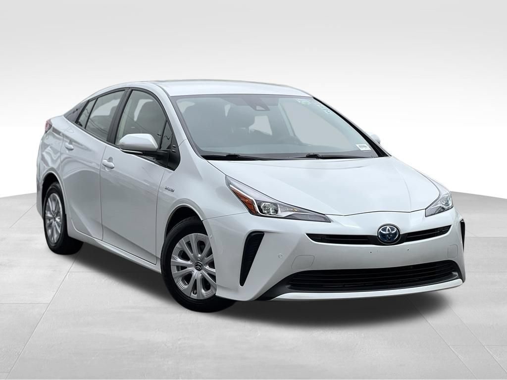 Certified 2022 Toyota Prius LE FWD image 7