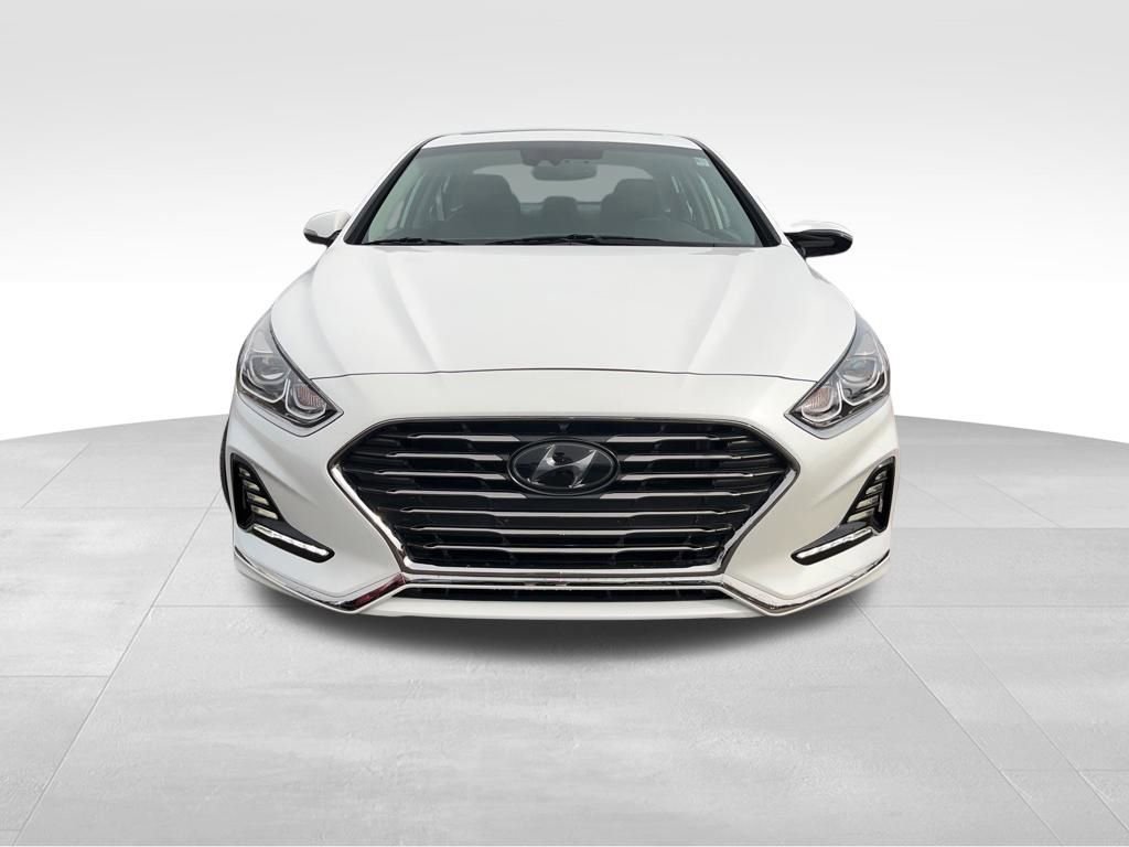 Used 2018 Hyundai Sonata Limited w/ Limited Ultimate Package 03 FWD image 8