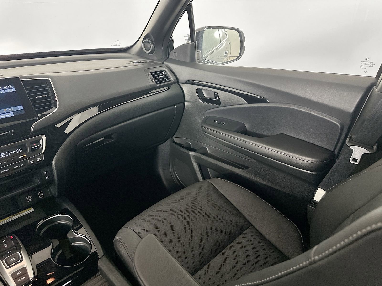 Used 2023 Honda Passport Elite image 23